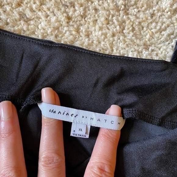 The Nines X Hatch Women’s Velvet Maternity Jumpsuit Black Size XL - Picture 6 of 10